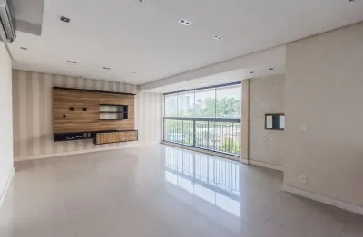 Apartamento com 3 quartos para alugar na Avenida Túlio de Rose, 260, Jardim Europa, Porto Alegre por R$ 8.500