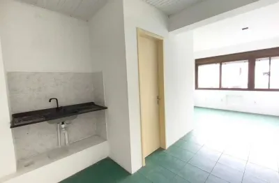 Apartamento com 1 quarto para alugar na Rua João Alfredo, 607, Cidade Baixa, Porto Alegre por R$ 1.000