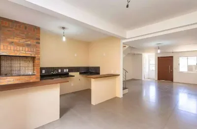 Casa com 3 quartos para alugar na Rua Senador Mondin, 34, Hípica, Porto Alegre por R$ 3.500