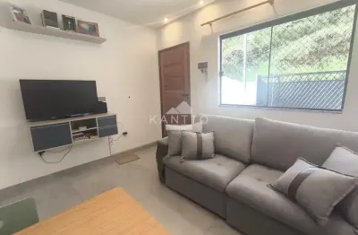 **imóvel à venda em juiz de fora - mg**  seja bem-vindo(a) a essa encantadora casa localizada no bairro santos dumont