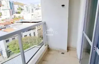 Apartamento 2/4 com elevador e vaga de garagem coberta rua plana no coração do são mateus.