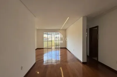 3 quartos, 1 suíte, 2 vagas, elevadores - santa helena, juiz de fora