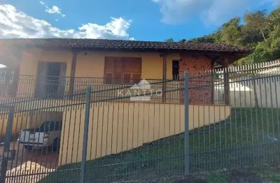 Casa excelente linear com 04 quartos suíte quintal e área gourmet com churrasqueira no bosque dos pinheiros - juiz de fora