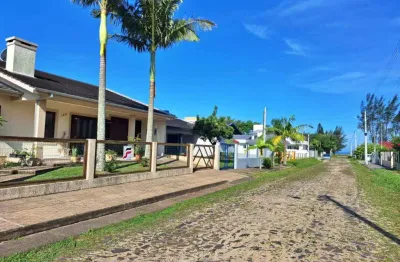 Casa 03 dorm à venda no bairro bella torres com 220 m² de área privativa - 1 vaga de garagem
