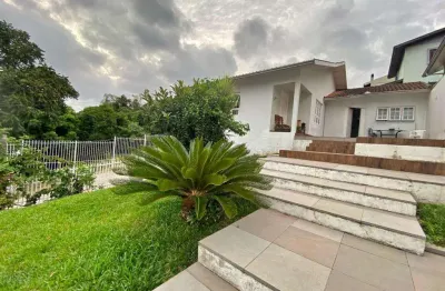 Casa 03 dorm à venda no bairro altos do seminário com 165 m² de área privativa - 2 vagas de garagem
