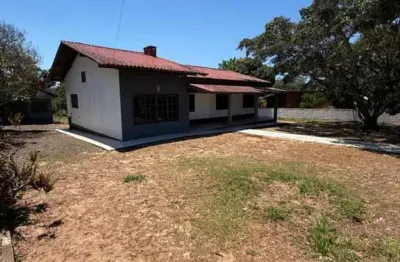Chácara à venda no Bairro Campo Bonito com 229 m² de área privativa - 2 vagas de garagem
