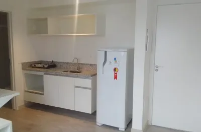 Studio pronto para morar ao lado do metrô praça da árvore! venha conferir.