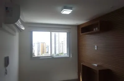Lindo studio para locação semi mobiliado perto do metro praça da árvore.