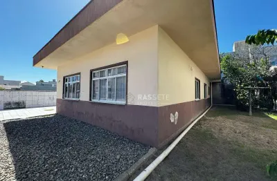 Casa com 4 quartos à venda na Rua Rodolfo Francisco Couto, 198, Centro, Navegantes