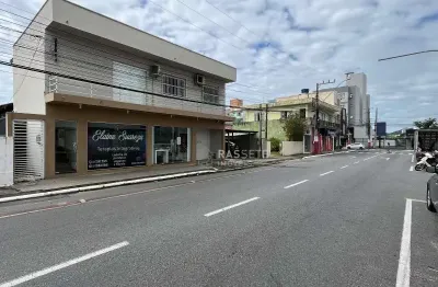 Sala comercial à venda na Avenida Prefeito José Juvenal Mafra, 42, Centro, Navegantes