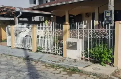 Casa com 3 quartos à venda na Manoel Vicente Cardoso, 39, Gravatá, Penha