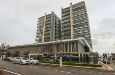 Apartamento garden frente mar finamente mobiliado e decorado no residencial ilha de manhattan