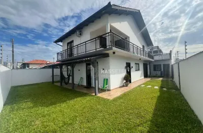 Casa com 2 quartos à venda na Rua Honorato Coelho da Rocha, 775, Centro, Navegantes