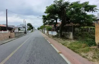 Terreno à venda no Centro, Penha 