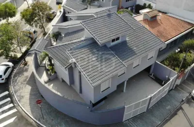 Linda casa no parque espacial - 400 m² terreno - 280 m² área útil