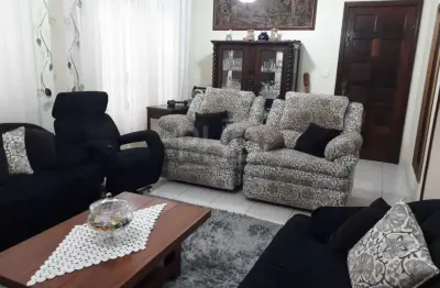 Sobrado com 03 quartos , sendo 1 suites- 3 vagas de garagens - santa terezinha