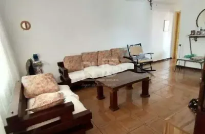Lindo sobrado para a venda na nossa querida vila florida