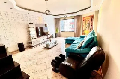 Sobrado à venda, com 366m2, 3 quartos, 3 suítes, área gourmet, 4 vagas, parque das nações, santo andré