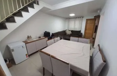 Sobrado semi novo à venda no bairro parque oratório - santo andré