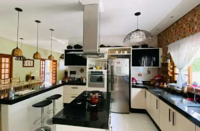 Sobrado à venda, 3 quartos, 3 suítes, 7 vagas, dos finco - são bernardo do campo/sp