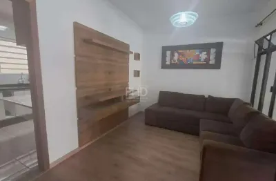 Sobrado 94m² | 2 dorms c/ armários, cozinha planejada, 3 vagas – próx. centro de sbc e via anchieta