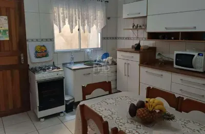 Casa assobradada à venda no jardim ipanema, santo andré – 2 quartos, 1 vaga