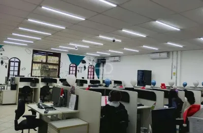 Casa comercial para alugar em taboão, sbc – frente, 370m², 6 banheiros, 4 vagas