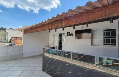 Casa com 2 quartos para alugar no Demarchi, São Bernardo do Campo 
