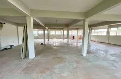 Oportunidade de sala comercial para locação em localização privilegiada!