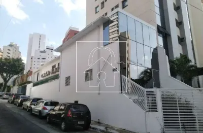 Prédio com 9 salas para alugar na Rua Turiassu, Perdizes, São Paulo