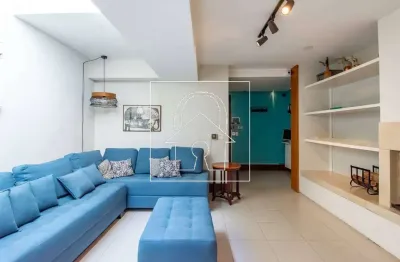 Sobrado à venda no brooklin com 3 quartos, sendo 1 suíte, 220m²