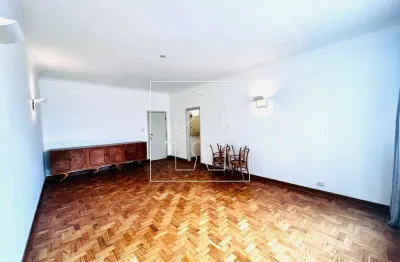 Apartamento à venda na aclimação com 2 quartos, sendo 1 suíte, 104m²