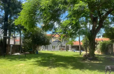 Chácara / sítio com 4 quartos para alugar na Rodovia Engenheiro Paulo de Tarso Souza Martins, 987, Parque das Bandeiras, Indaiatuba, 300 m2 por R$ 7.500