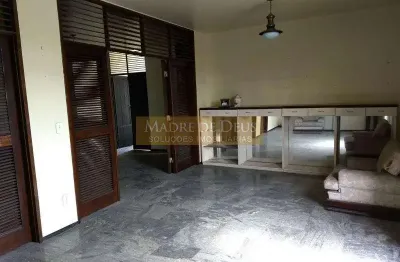 Casa com 6 quartos à venda na avenida engenheiro santana júnior, 728, cocó, fortaleza por r$ 2.500.000