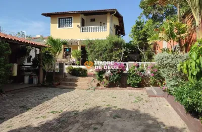 Casa em condomínio fechado com 3 quartos à venda na rua doutor gilberto studart, 3080, manoel dias branco, fortaleza por r$ 870.000
