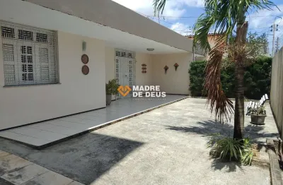 Casa em condomínio fechado com 7 quartos à venda na juvenal galeno, 677, benfica, fortaleza por r$ 1.500.000