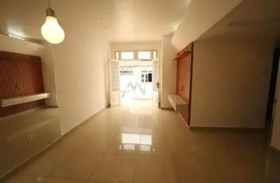 Excelente apartamento no flamengo, 2 quartos, com suíte, closet e varanda