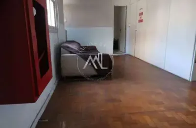 Sala comercial, extremamente espaçosa, no engenho novo