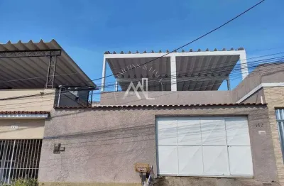 Excelente casa, em são joão de meriti, 3 quartos, sendo 1 suíte com closet, com quintal e terraço com área gourmet