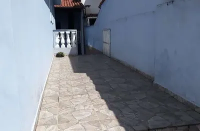 Casa com 2 quartos à venda na Rua Regente Feijó, 280, Centro, Diadema