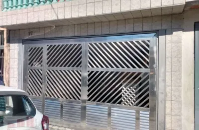 Casa com 5 quartos à venda na Rua José Carneiro Campos, 77, Taboão, Diadema