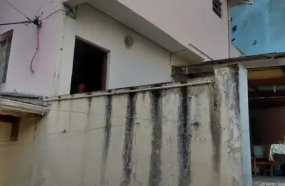 Casa à venda na Rua Ari Barroso, 190, Centro, Diadema