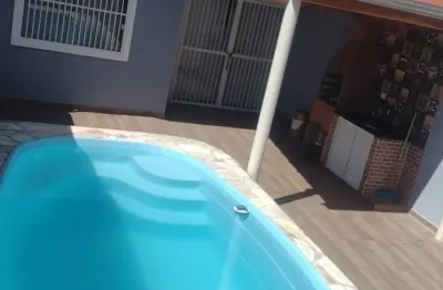 Casa com piscina por diária para alugar, no balneário de ipanema em pontal do paraná-pr