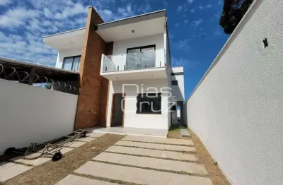 Duplex no costazul com 4 quartos no costazul em rio das ostras