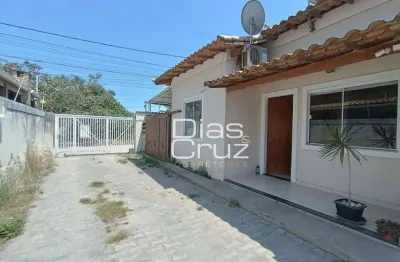 Casa em condomínio no enseada das gaivotas em rio das ostras, 2 quartos