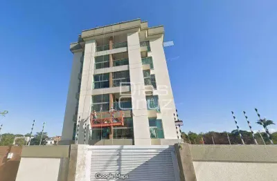 Apartamento mobiliado com 2 quartos e varanda gourmet - condomínio com piscina e elevador