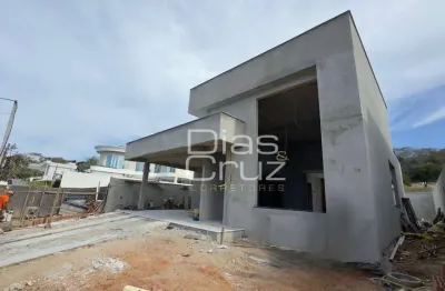 Casa com 3 quartos à venda, 207 m² por r$ 1.090.000 - extensão do bosque - rio das ostras/rj