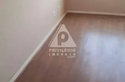 Apartamento 3 quartos sala ampla area servico 1 vaga proximo comercio transporte metro tijuca sao francisco xavier