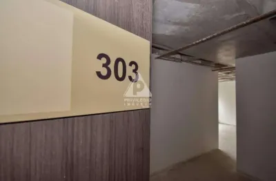 Venda de sala comercial 303, centro, 200 m², infraestrutura empresarial.