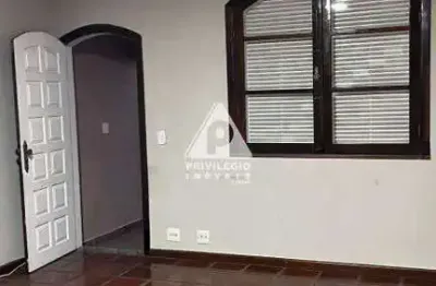 Casa com 2 quartos à venda na Rua Vassouras, --, Parque Anchieta, Rio de Janeiro